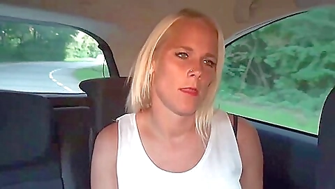 Smoking hot slut is ready to fuck