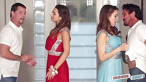 Hawt babe fucked by a huge cock