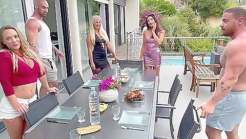 Super sexy babe fucks in the kitchen