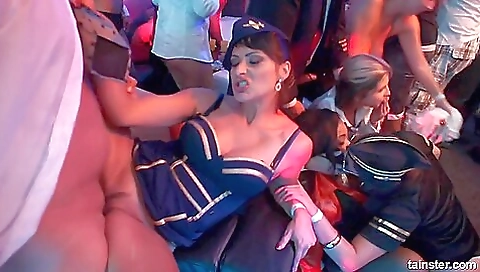 Mas massagerooms exploring with her friend's step brother