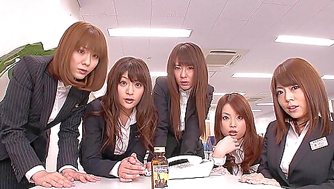 Ta saw cros of a slut and dildo get it